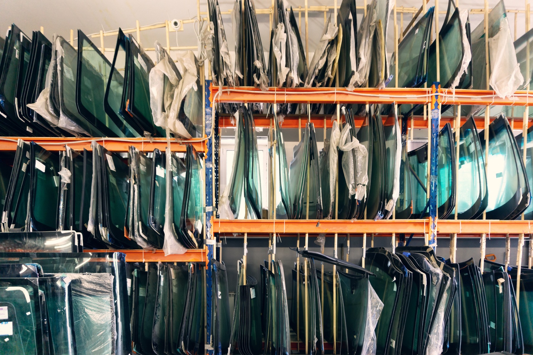 Westco Auto Glass mirror glass service